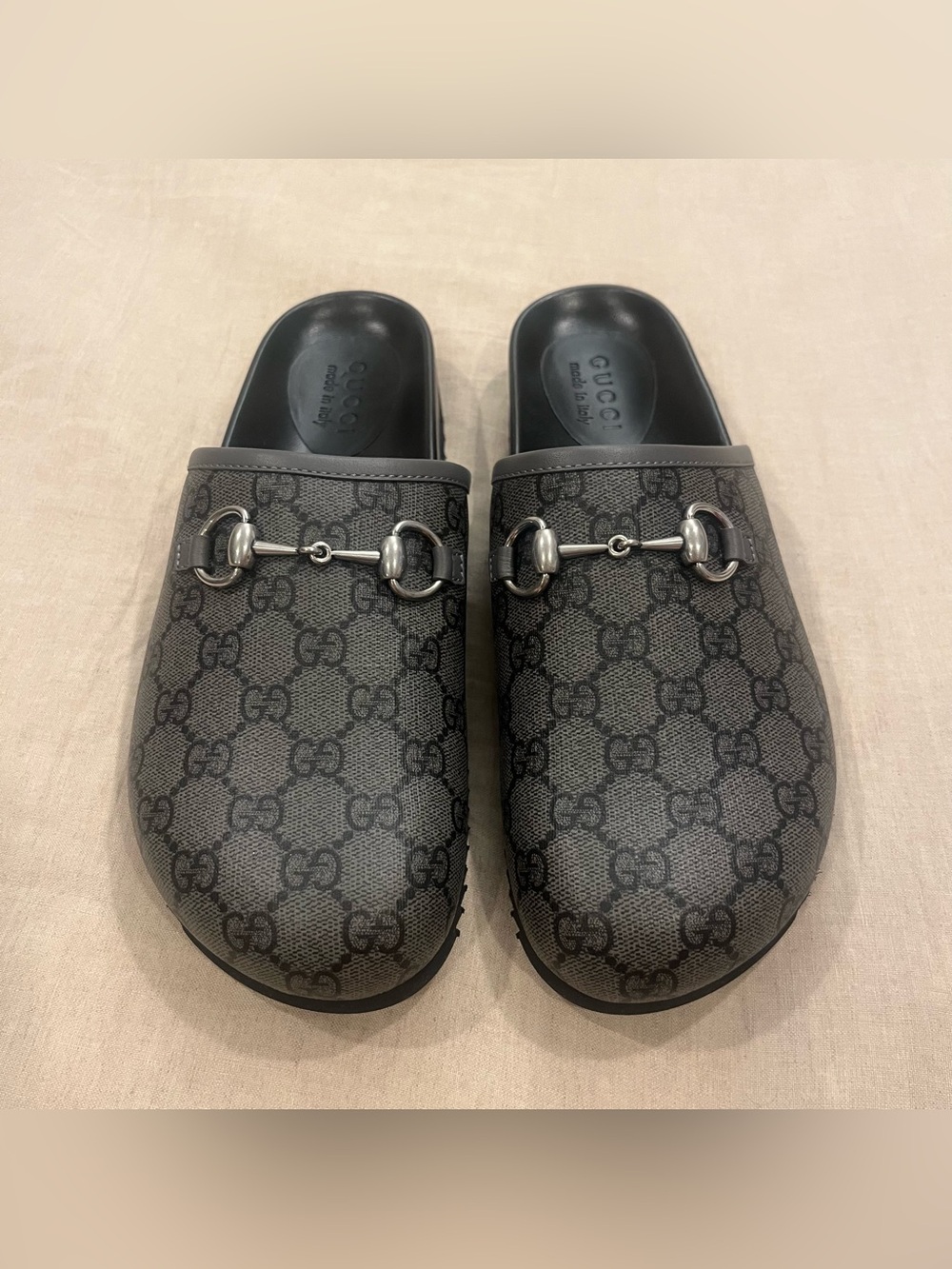 $990 Gucci GG Monogram Supreme Canvas Mule with Horsebit - Picture 5 of 15